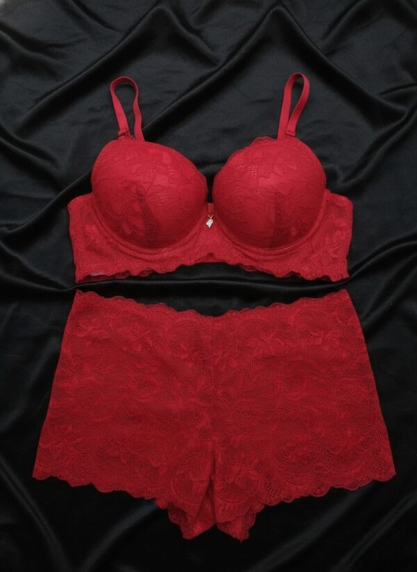 4Pis Ring-Safe Premium Lace Foam Bra Panty  Combo Set - Image 3